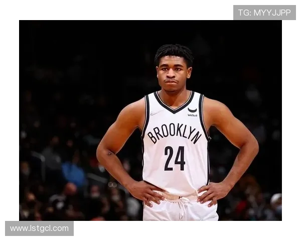 卡梅隆托马斯腿筋拉伤本周末将接受MRI检查后续情况将及时更新