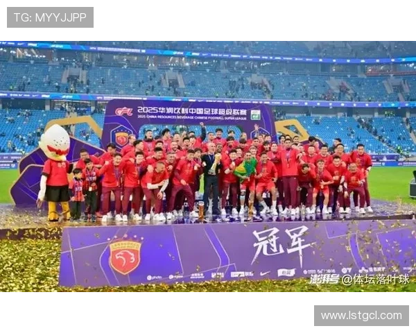 海港夺冠冷清引发关注地方赛事热度超中超令人唏嘘 海港夺冠冷清引发关注地方赛事热度超中超令人唏嘘