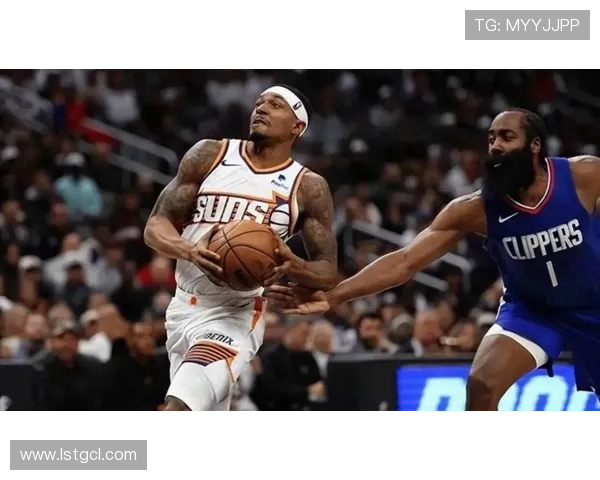 快船客场挑战勇士比尔因背部酸痛缺席第二场比赛